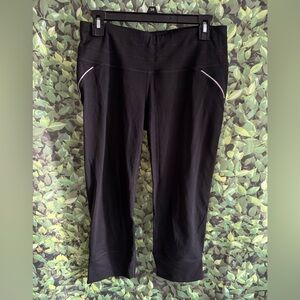 Athleta Women's Black Capri Leggings